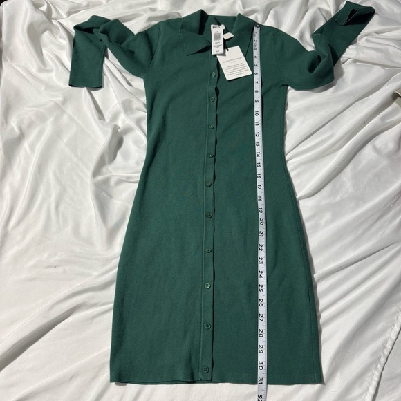 Aritzia Sunday Best “Ralph” T-Shirt Dress – Dark Ivy Green (Size XS, NWT) - Picture 10 of 11